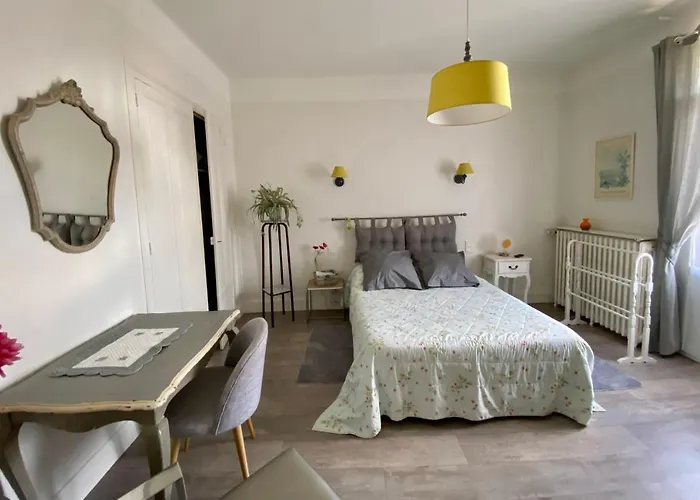 Grand F3 2 Ch Calme Confort Parking Rive Gauche Creps Hippodrome Golf Appartement Bellerive-sur-Allier