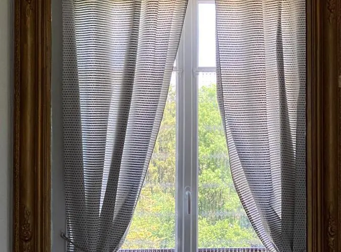 Grand F3 2 Ch Calme Confort Parking Rive Gauche Creps Hippodrome Golf Appartement *