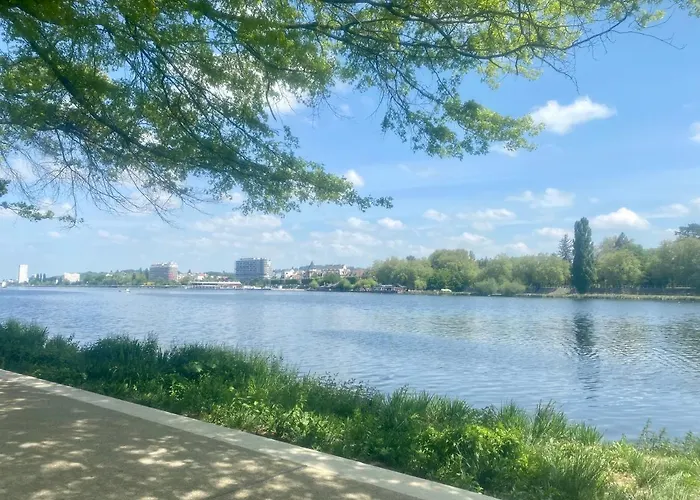 Grand F3 2 Ch Calme Confort Parking Rive Gauche Creps Hippodrome Golf *