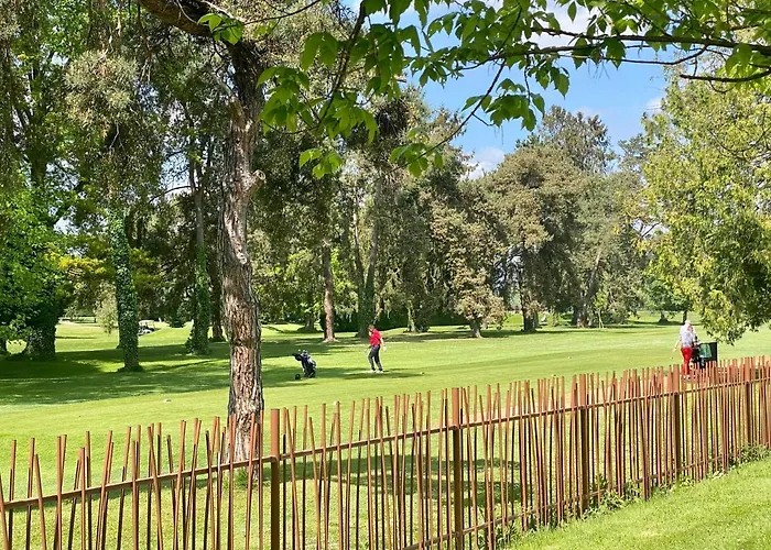 Appartement Grand F3 2 Ch Calme Confort Parking Rive Gauche Creps Hippodrome Golf *